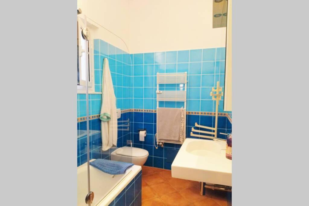 Casaviva - Beautiful Bilo With Shared Pool In Genova Nervi Apartment Luaran gambar