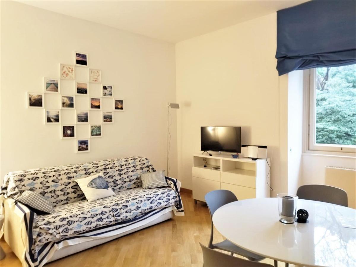Casaviva - Beautiful Bilo With Shared Pool In Genova Nervi Apartment Luaran gambar